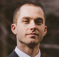 Thomas Whitfield, analista especialista em trading no mercado cripto, retrato